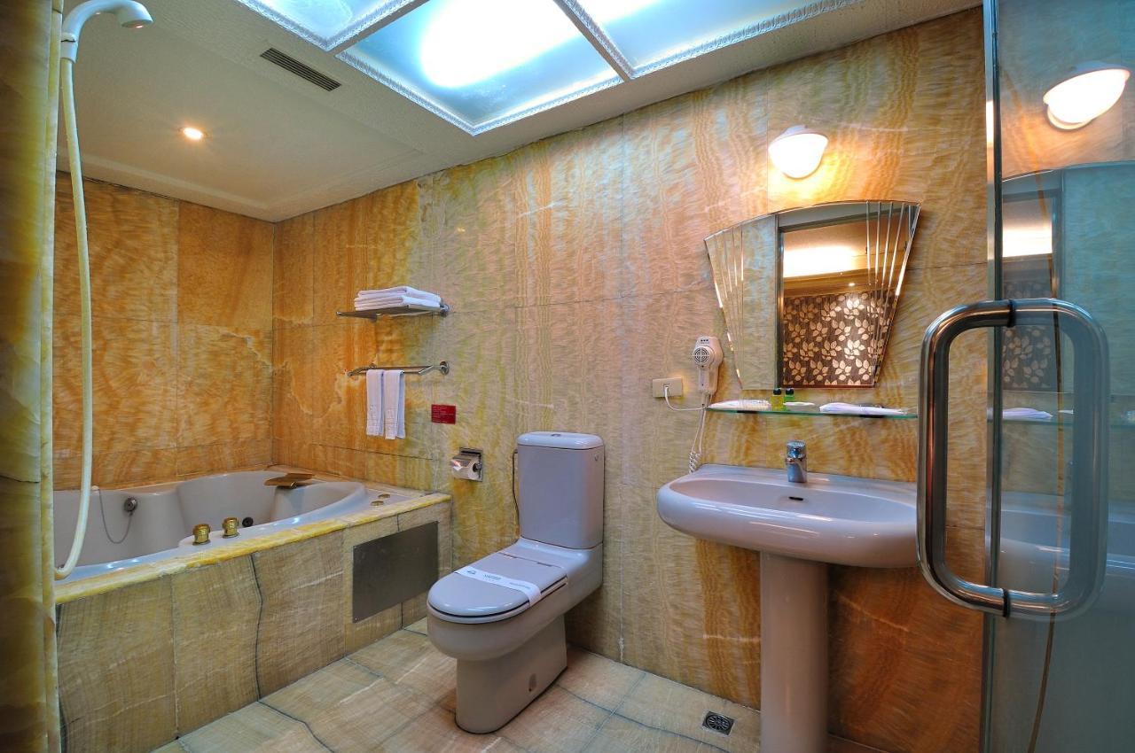 友愛金色商旅golden Age Hotel Tajpej Kültér fotó